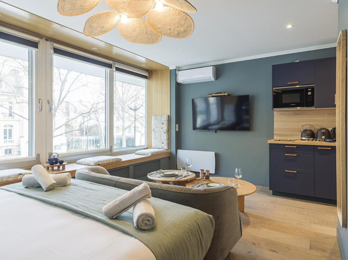 The Blue Alma Eiffel Tower Apartment Paris Ngoại thất bức ảnh